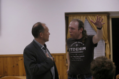 Rudolf Gális a Roman Nagy diskutovali o problematike astronomického vzdelávania na slovenských univerzitách. (Foto: Pavol Rapavý)