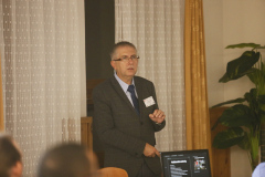 Svetozar Štefeček oboznámil účastníkov s činnosťou Hvezdárne v Sobotišti. (Foto: Pavol Rapavý)